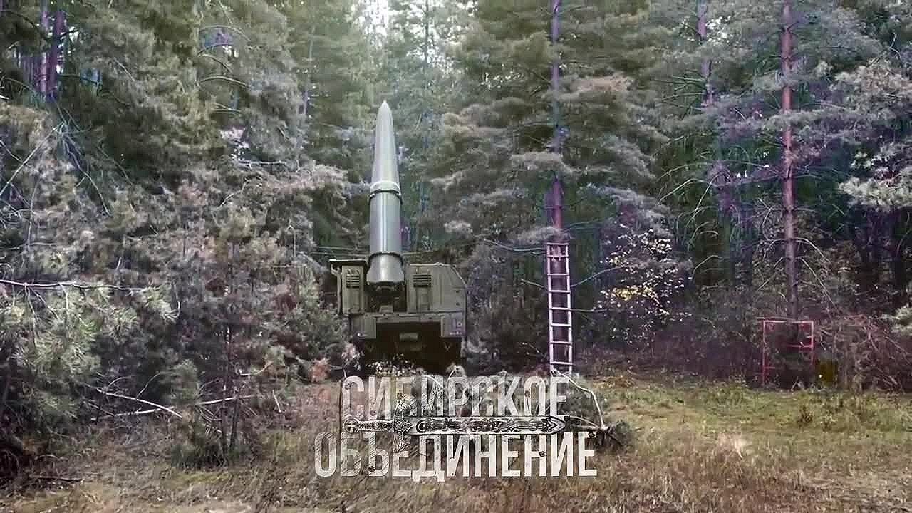 Odpálenie balistickej strely systému Iskander-M - Mojevideo