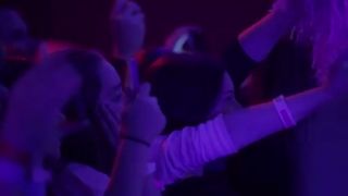 Justin Bieber - Boyfiend (Acoustic) (Live)