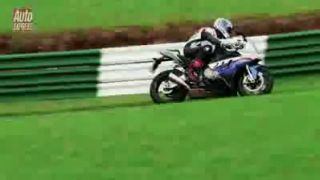 BMW M5 vs BMW S1000RR