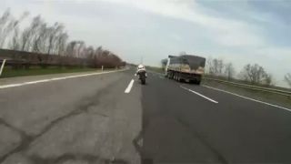 ZX10R VS K8 VS R1
