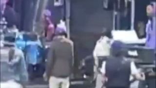 Justin Bieber skolaboval