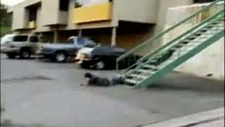 Carlos Ruiz skateboard pády