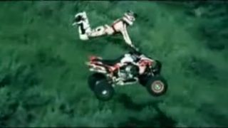 ATV skoky - prezenčné video Huevos 9 quad