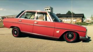 Mercedes Benz W115 Lowrider