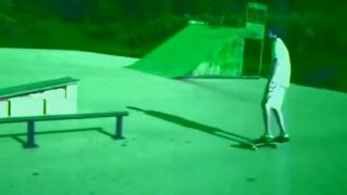 Skateboarding in DT,ZV