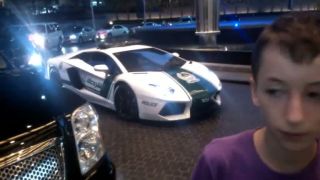 Dubaj auta lamborghini aventador policia