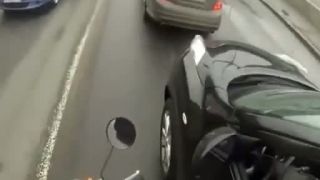 Agresor na motorke