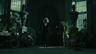 Temné tiene ( Dark Shadows 2012 )