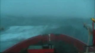 Búrka na oceáne
