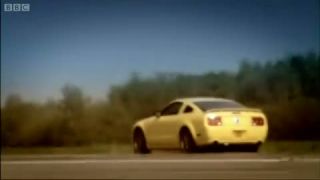 Lotus Exige vs Ford Mustang - Top Gear