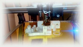 Tlač Wade extrudera s 3D tlačiarňou Mendelmax 1.5