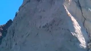 Salto z útesu