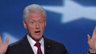 Bill Clinton spieva Blurred Lines