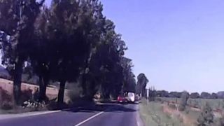 Tesne vedľa