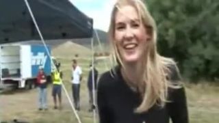 Mucha jej vletela do úst