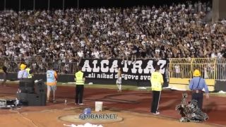 Belehradskí ultras odňal kapitánovi jeho pásku