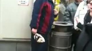 Naštvaný americký turista
