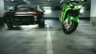 Reklama na ZX - 12R Ninja