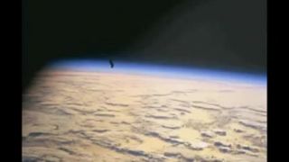 NASA fotky obroských UFO.