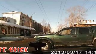 Nezaistila auto proti pohybu