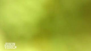 Slon prevrátil džíp "ľavou zadnou"
