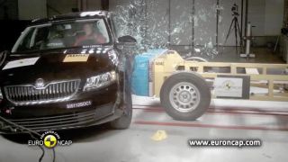 Škoda Octavia III - Crash test