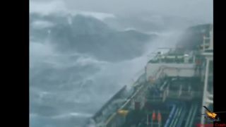 Lode v búrkach