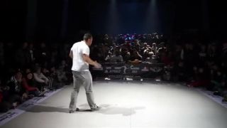 Juste Debout
Na začátku milénia neexistovala ve Francii.