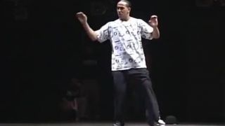 Salah VS Hiroki  - Professional Dance Poppin 2007 Winner Salah