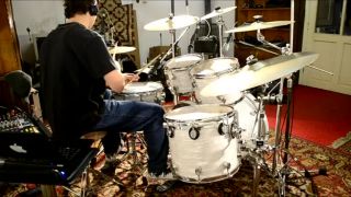 Lighthouse family cover drum 
