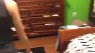 Mačka a jej tanec zadkom