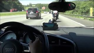 Audi R8 V10 vs. Kawasaki & Suzuki