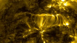 Ohnivý kaňon na Slnku