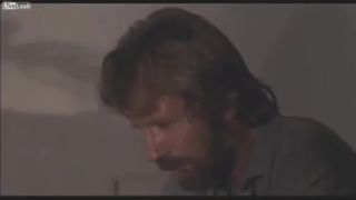 Chuck Norris VS Alza mimozemšťan