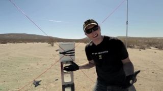 Trhavina C4 vs. Xbox pri 10 000 000 FPS

Čítajte viac: http: