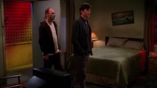Video : Dva a pol chlapa - Ashton Kutcher potopil Slovákov !