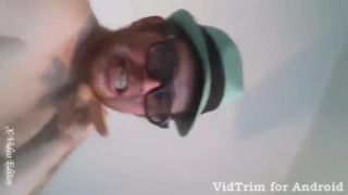 Uzivam si to ; - ); - )