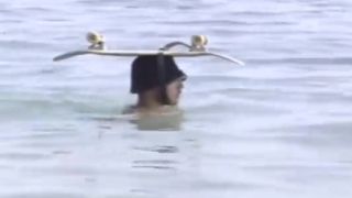 Bláznivý japonský skateboardista