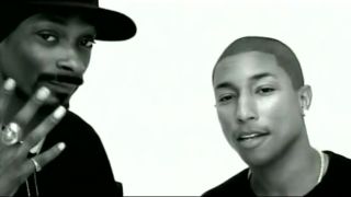 Snoop Dogg ft. Pharrell - Drop It Like Its Hot