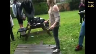 Fail kompilácia – hojdačky
