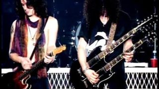 Guns N Roses - Welcome to the Jungle - D.M.V. - Production