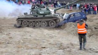 T-55 vs. Favorit