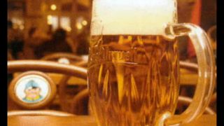 Zóna A - Pivo - D.M.V. - Production