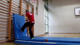 Freerunning -  Devil inwardwebster