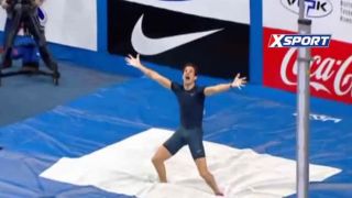 Renaud Lavillenie pokoril Sergeja Bubku