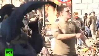 Čo naozaj robia protestanti v Ukrajine ( čo média neukážu)