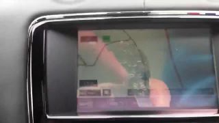 Jaguar XJ dual screen