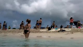 St. Maarten extreme.