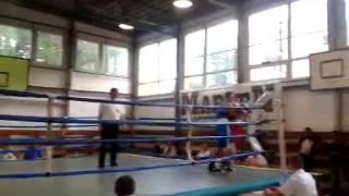 Patrik Glézl Box modrý roh