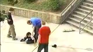 Skateboardove pády.